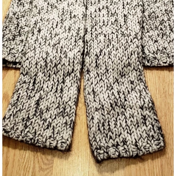 Express Women's Sweater Size: Large Wool Mohair Blend Mock - Picture 10 of 11